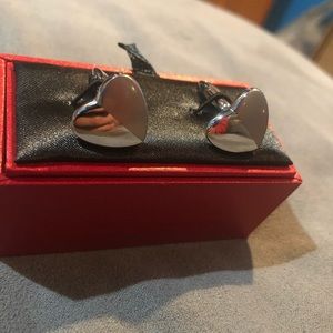 Heart shaped cuff links